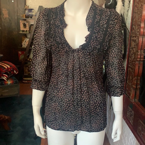 Boho blouse with ruffle collar and cuff detail - Picture 1 of 7